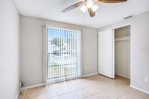 Casa en venta en Tampa, Florida, 3 dormitorios, 107.58 m2 № 1905408 - foto 20