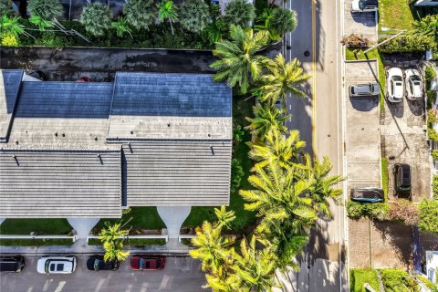 Touwnhouse à vendre à Bay Harbor Islands, Floride: 3 chambres, 156.08 m2 № 2036631 - photo 8