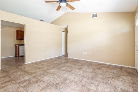 Casa en alquiler en New Port Richey, Florida, 3 dormitorios, 119.19 m2 № 1905109 - foto 4