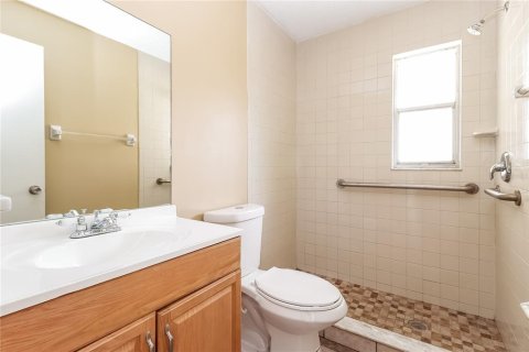 Casa en alquiler en New Port Richey, Florida, 3 dormitorios, 119.19 m2 № 1905109 - foto 10