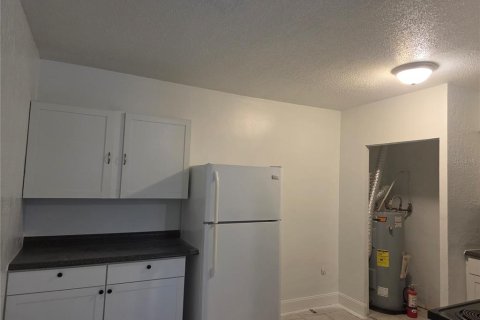 Touwnhouse à louer à South Daytona, Floride: 2 chambres, 120.77 m2 № 2388604 - photo 3