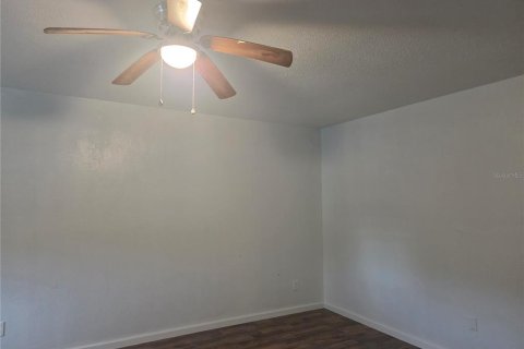 Touwnhouse à louer à South Daytona, Floride: 2 chambres, 120.77 m2 № 2388604 - photo 9