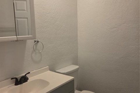 Touwnhouse à louer à South Daytona, Floride: 2 chambres, 120.77 m2 № 2388604 - photo 8