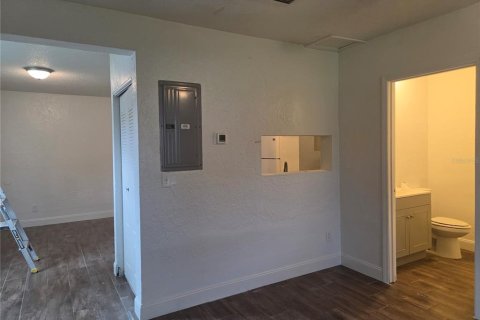 Touwnhouse à louer à South Daytona, Floride: 2 chambres, 120.77 m2 № 2388604 - photo 7