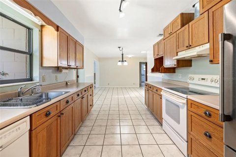 Casa en venta en Orlando, Florida, 4 dormitorios, 173.26 m2 № 2377454 - foto 4