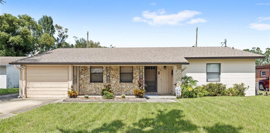 Casa en Orlando, Florida 4 dormitorios, 173.26 m2 № 2377454
