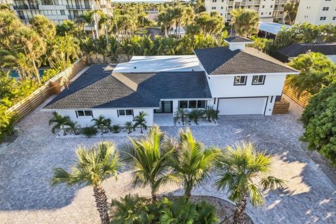 House in Sarasota, Florida 5 bedrooms, 290.41 sq.m. № 2214464 - photo 5