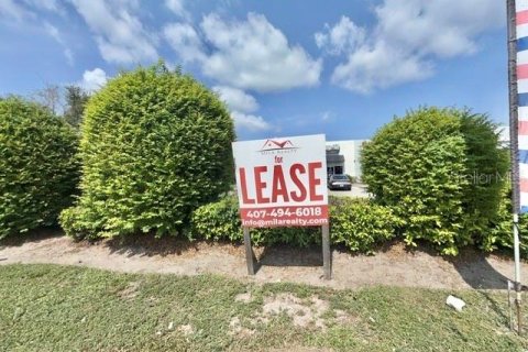 Commercial property in Orlando, Florida 1080.27 sq.m. № 2236440 - photo 21