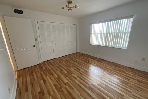 Condominio en venta en Sunrise, Florida, 2 dormitorios, 95.69 m2 № 2029793 - foto 19