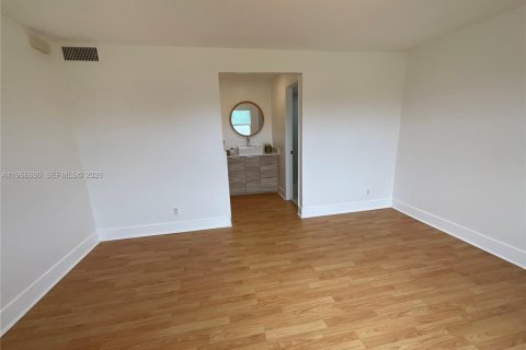 Condominio en venta en Sunrise, Florida, 2 dormitorios, 95.69 m2 № 2029793 - foto 15