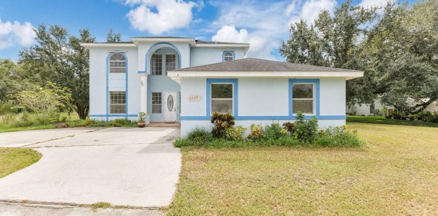 House in Kissimmee, Florida 2 bedrooms, 199.55 sq.m. № 1903592