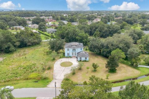 House in Kissimmee, Florida 2 bedrooms, 199.55 sq.m. № 1903592 - photo 21