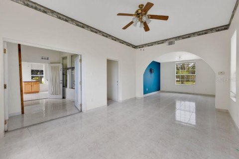 House in Kissimmee, Florida 2 bedrooms, 199.55 sq.m. № 1903592 - photo 23