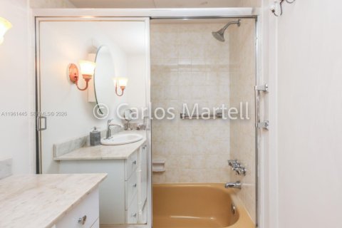 Купить кондоминиум в Авентура, Флорида 1 спальня, 72м2, № 2023330 - фото 13