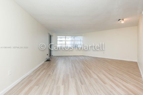 Купить кондоминиум в Авентура, Флорида 1 спальня, 72м2, № 2023330 - фото 4