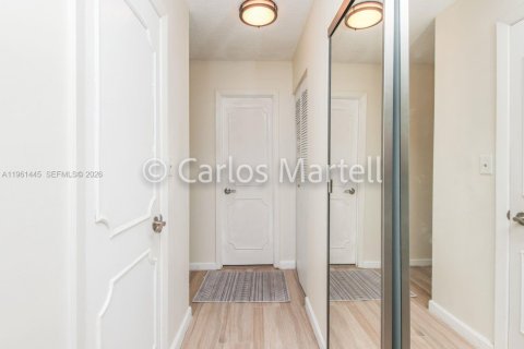 Купить кондоминиум в Авентура, Флорида 1 спальня, 72м2, № 2023330 - фото 12