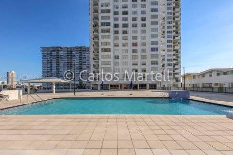 Купить кондоминиум в Авентура, Флорида 1 спальня, 72м2, № 2023330 - фото 29