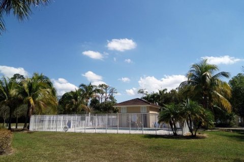 Купить кондоминиум в Уэст-Палм-Бич, Флорида 3 спальни, 92.81м2, № 2023955 - фото 17