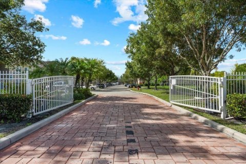 Купить кондоминиум в Уэст-Палм-Бич, Флорида 3 спальни, 92.81м2, № 2023955 - фото 18