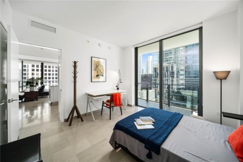 Condo in Miami, Florida, 2 bedrooms № 2081266 - photo 12