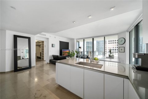 Condo in Miami, Florida, 2 bedrooms  № 2081266