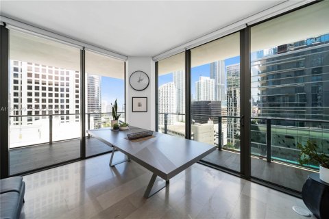 Condo in Miami, Florida, 2 bedrooms № 2081266 - photo 7