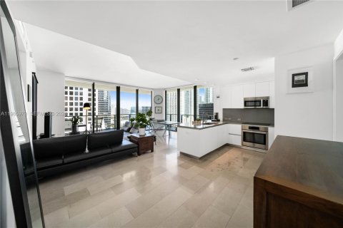 Condo in Miami, Florida, 2 bedrooms № 2081266 - photo 4