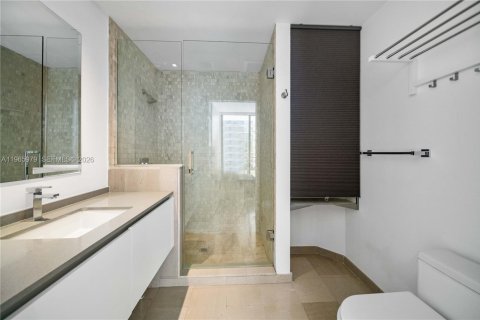 Condo in Miami, Florida, 2 bedrooms № 2081266 - photo 9