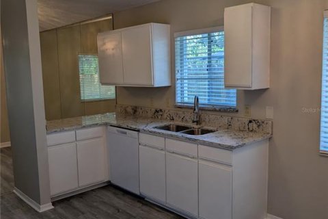 Casa en venta en Plant City, Florida, 3 dormitorios, 123 m2 № 2207263 - foto 11