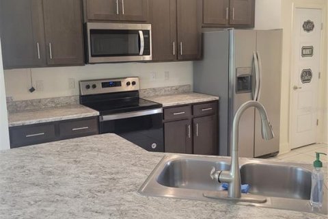Casa en alquiler en Palm Coast, Florida, 4 dormitorios, 162.11 m2 № 2116831 - foto 4