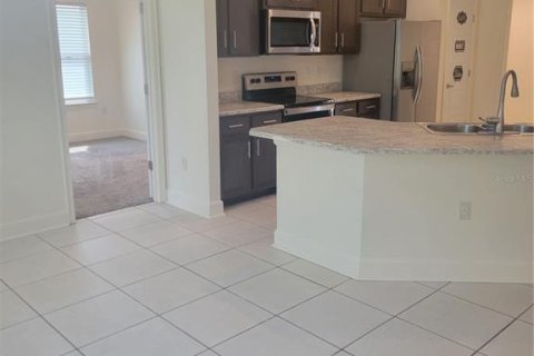 Casa en alquiler en Palm Coast, Florida, 4 dormitorios, 162.11 m2 № 2116831 - foto 6