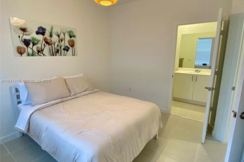 Снять в аренду таунхаус в Хомстед, Флорида 3 спальни, 123.37м2, № 2001929 - фото 6