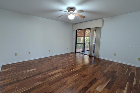 House in Gainesville, Florida 4 bedrooms, 254.09 sq.m. № 2102555 - photo 17