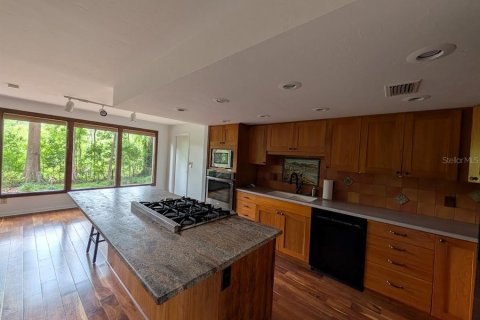 House in Gainesville, Florida 4 bedrooms, 254.09 sq.m. № 2102555 - photo 6