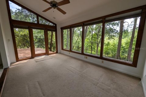 House in Gainesville, Florida 4 bedrooms, 254.09 sq.m. № 2102555 - photo 12