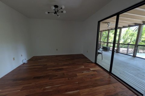 House in Gainesville, Florida 4 bedrooms, 254.09 sq.m. № 2102555 - photo 16