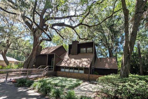 Casa en Gainesville, Florida 4 dormitorios, 254.09 m2 № 2102555