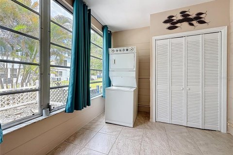 Купить кондоминиум в Кеннет-Сити, Флорида 7 комнат, 77.57м2, № 2232163 - фото 28
