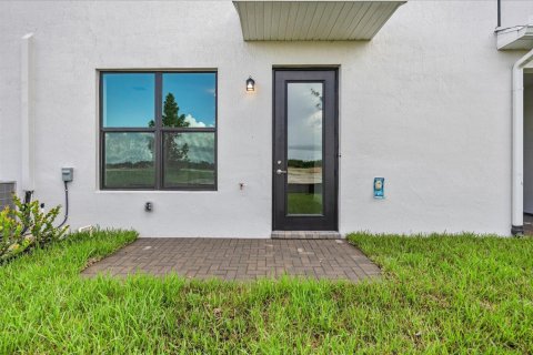 Townhouse in Port St. Lucie, Florida 3 bedrooms, 178.09 sq.m. № 2366211 - photo 21