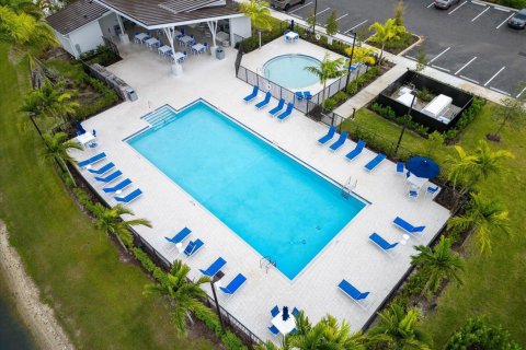 Townhouse in Port St. Lucie, Florida 3 bedrooms, 178.09 sq.m. № 2366211 - photo 26