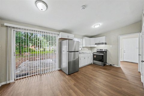 Casa en alquiler en Tampa, Florida, 3 dormitorios, 115.38 m2 № 2211110 - foto 9