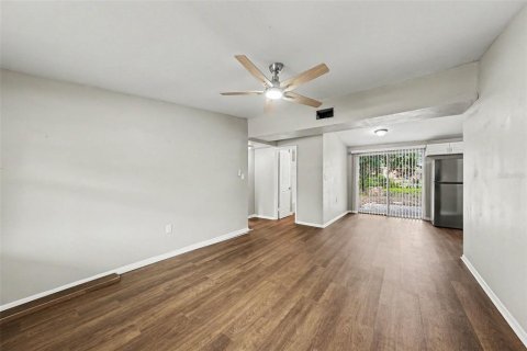 Casa en alquiler en Tampa, Florida, 3 dormitorios, 115.38 m2 № 2211110 - foto 7