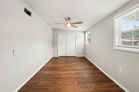 Casa en alquiler en Tampa, Florida, 3 dormitorios, 115.38 m2 № 2211110 - foto 19