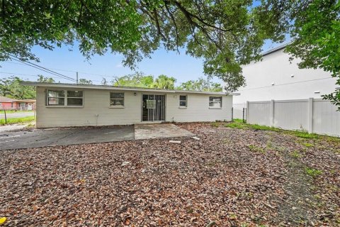 Casa en alquiler en Tampa, Florida, 3 dormitorios, 115.38 m2 № 2211110 - foto 27
