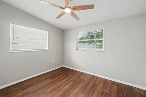 Casa en alquiler en Tampa, Florida, 3 dormitorios, 115.38 m2 № 2211110 - foto 18