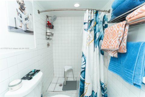 Copropriété à vendre à Plantation, Floride: 2 chambres, 88.44 m2 № 1934654 - photo 9