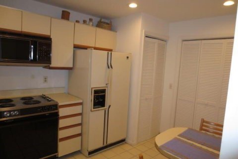 Condominio en alquiler en Boca Raton, Florida, 2 dormitorios, 112.23 m2 № 2262132 - foto 4
