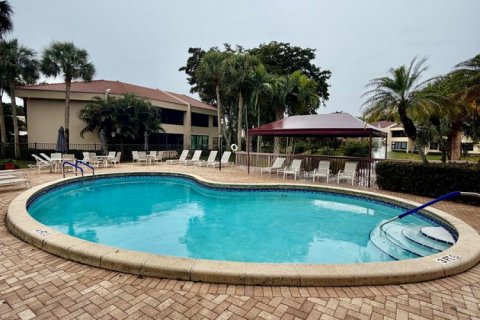 Condominio en alquiler en Boca Raton, Florida, 2 dormitorios, 112.23 m2 № 2262132 - foto 7