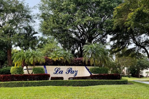 Condominio en alquiler en Boca Raton, Florida, 2 dormitorios, 112.23 m2 № 2262132 - foto 2