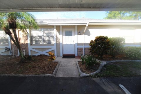 Condo in Sun City Center, Florida, 2 bedrooms  № 2366601